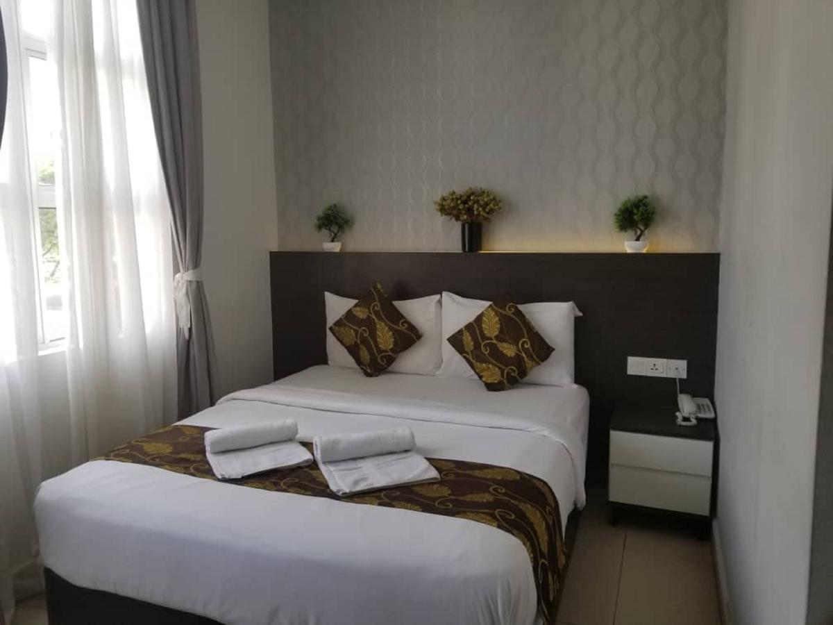 D'Metro Hotel Shah Alam Exteriör bild