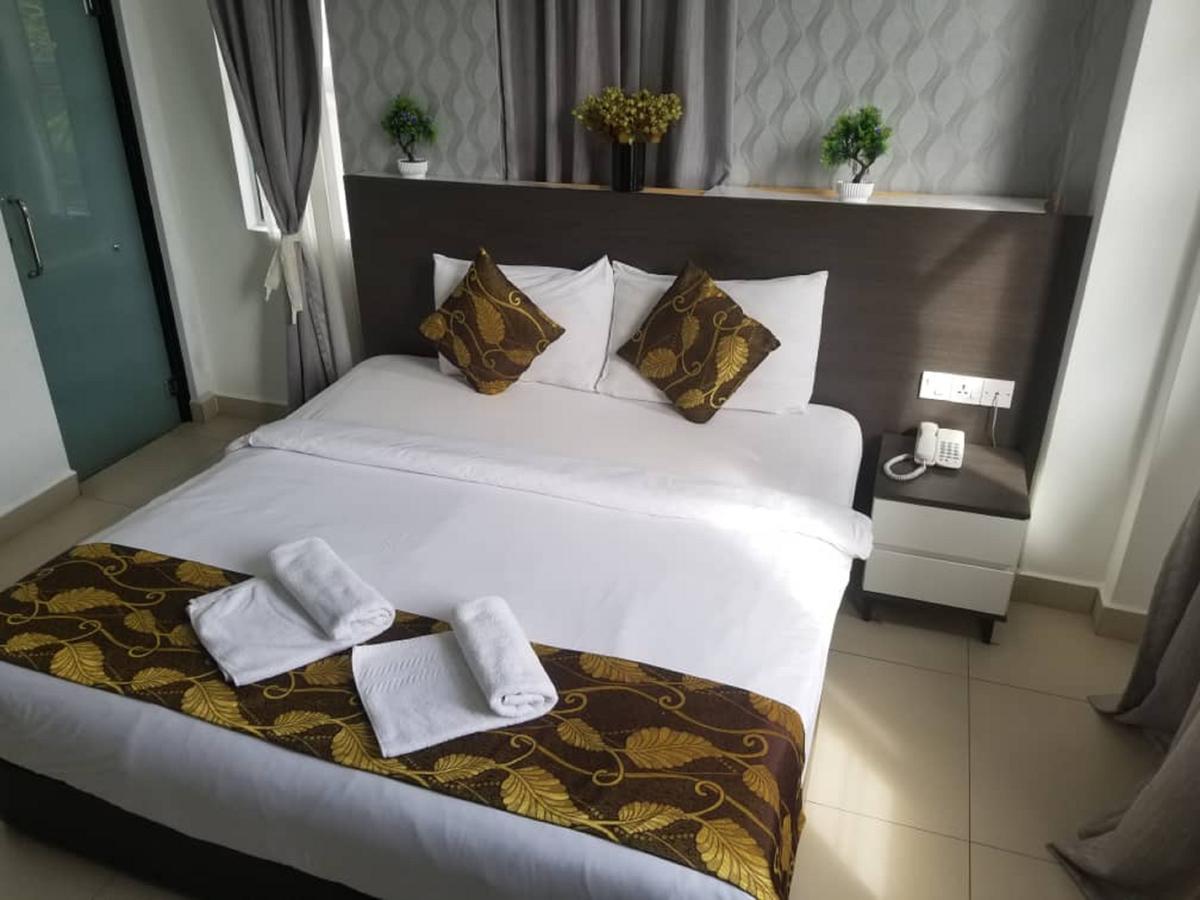 D'Metro Hotel Shah Alam Exteriör bild