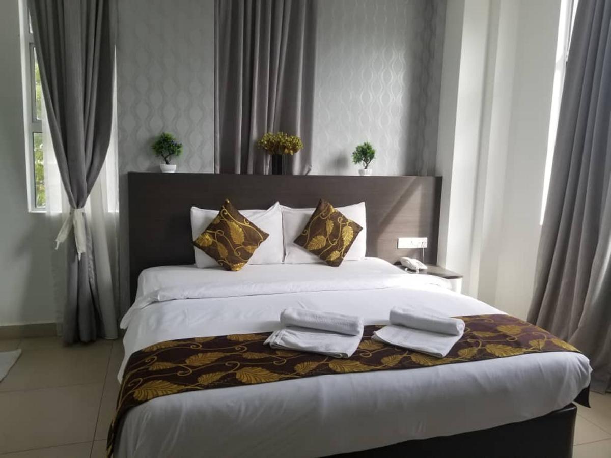 D'Metro Hotel Shah Alam Exteriör bild